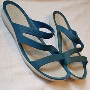 Crocs Women's Three Strap Blue Sandal